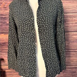 Velvet Heart Brand Black and White Button Down Shirt (Valentine’s)